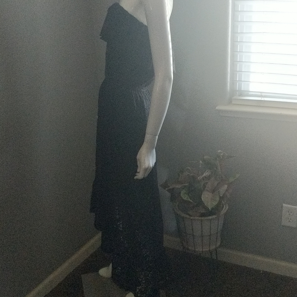 Moda International black lace dress - Picture 8 of 9